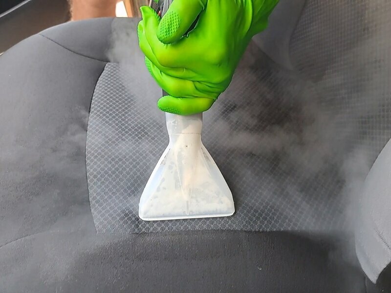 Curatare tapiterie auto la domiciliu in Oradea, Spalare Canapele saltele